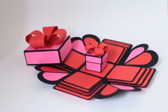 Exploding Box 3D: A Crafter’s Review of This Seasonal 3D SVG